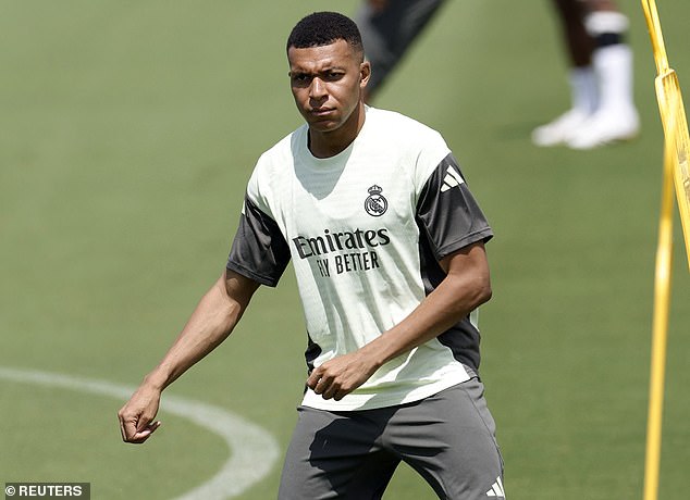 Mbappe tiếp tục vắng mặt ở Real Madrid - Ảnh 1