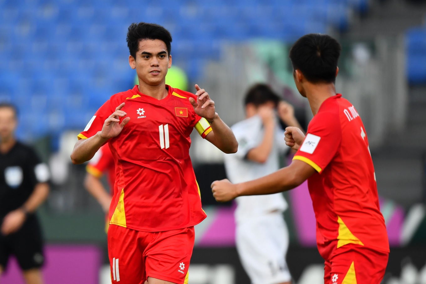 AFC khen ngợi t&agrave;i thay người của HLV Kim Sang Sik - Ảnh 1