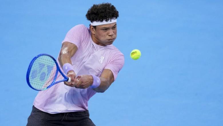 Hạt giống số 1 Ben Shelton bị loại ở tứ kết Auckland Open 2026 - Ảnh 1