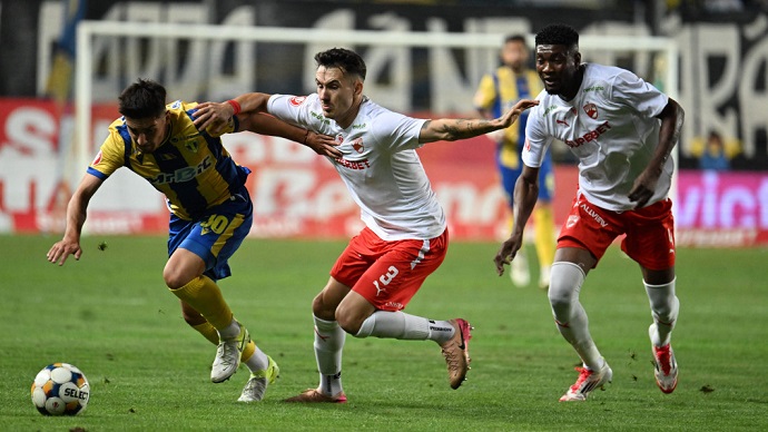 Nhận định, soi kèo Dinamo Bucuresti vs Petrolul Ploiesti, 1h00 ngày 31/1: Phong độ trái ngược - Ảnh 8