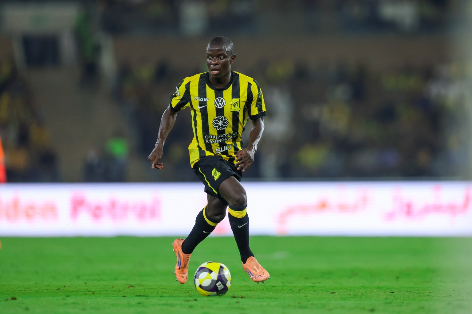 Kante chấm dứt hợp đồng với Al-Ittihad để trở lại ch&acirc;u &acirc;u - Ảnh 1