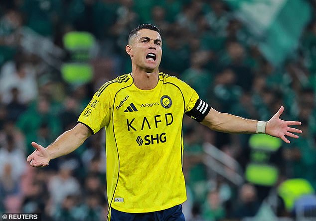 Ronaldo được đăng k&yacute; thi đấu trở lại ở Al Nassr - Ảnh 1