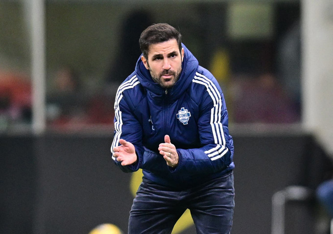 Chelsea c&acirc;n nhắc đưa Cesc Fabregas về l&agrave;m HLV - Ảnh 2