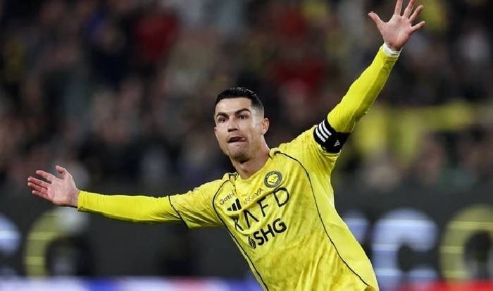 Ronaldo từ chối ra sân cho Al Nassr, bất mãn với ban lãnh đạo