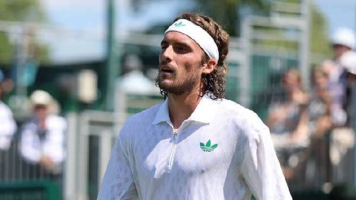 Tsitsipas nguy cơ rơi khỏi top 50 thế giới sau thất bại ở Dubai Open