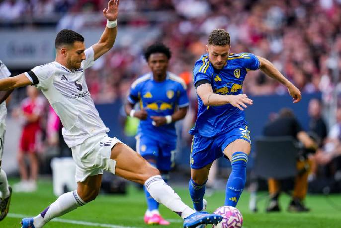Nhận định, soi kèo Leeds vs MU, 19h30 ngày 4/1: Công làm thủ phá