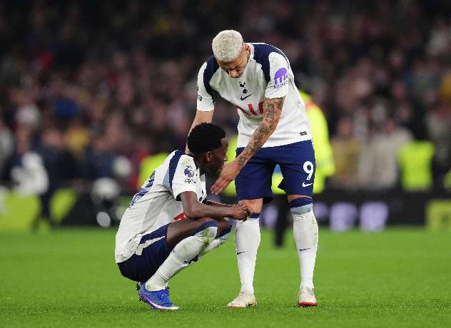 Tottenham lập kỷ lục buồn, nguy cơ cao xuống hạng ở giải Ngoại hạng Anh