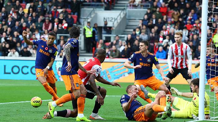 Soi kèo phạt góc Brentford vs Sunderland, 2h30 ngày 8/1