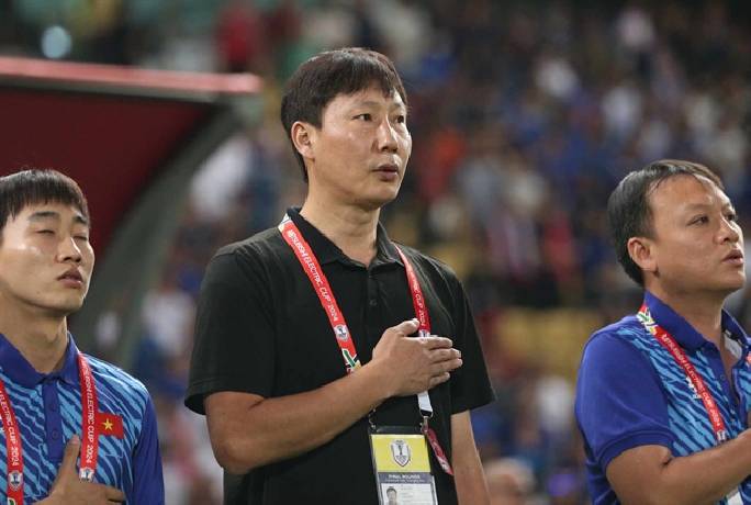 HLV Kim Sang Sik bật mí về ‘bùa hộ mệnh’ giúp ông giành chiến thắng
