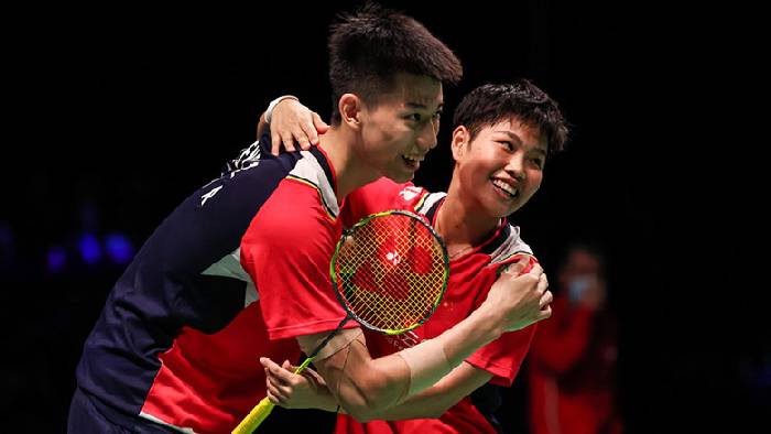Link xem cầu lông Malaysia Mở rộng 2026 bán kết Feng Yan Zhe và Huang Dong Ping