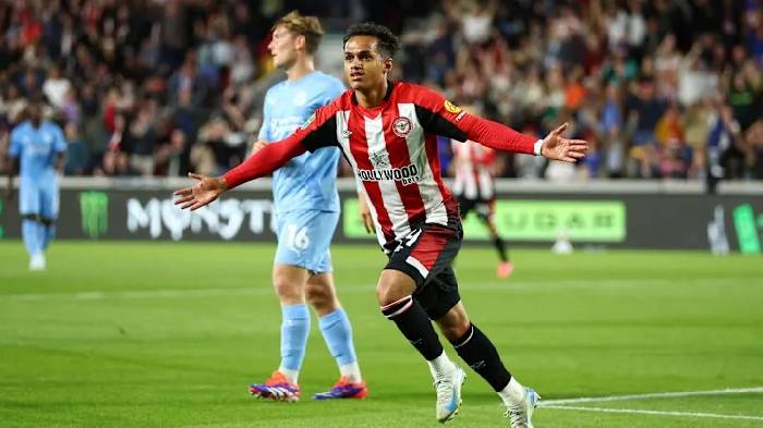 Nhận định, soi kèo Sheffield Wed vs Brentford, 22h00 ngày 10/01: Đẳng cấp 'bầy ong'