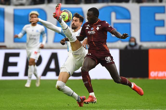 Nhận định, soi kèo Marseille vs Metz, 2h05 ngày 11/4: Chênh lệch