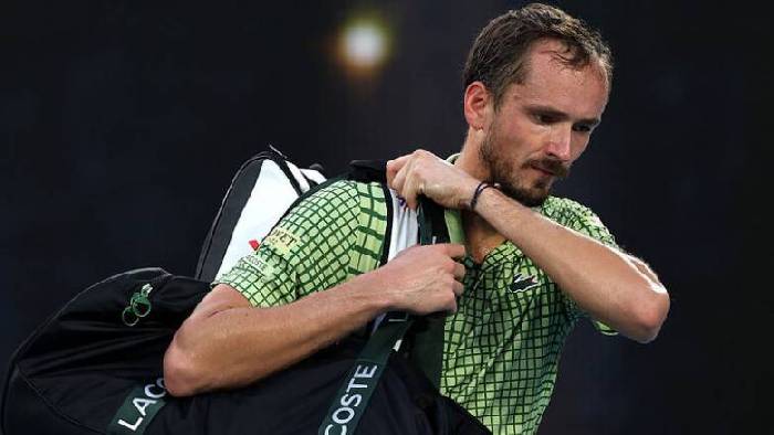 Medvedev thua sốc ở trận ra quân Rotterdam Open 2026