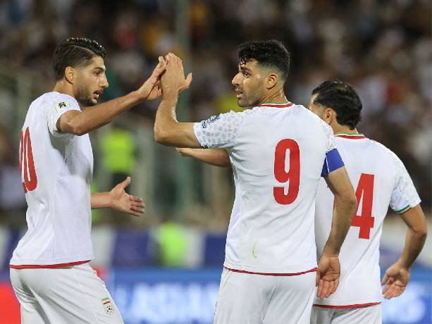 Ông Donald Trump cảnh báo tuyển Iran không nên dự World Cup