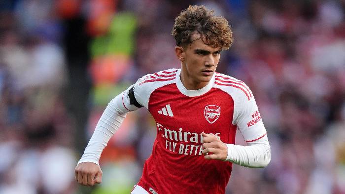 Sao trẻ Arsenal lập kỷ lục ghi bàn trẻ nhất lịch sử giải Ngoại hạng Anh