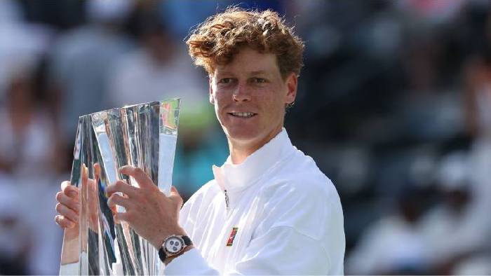 Đả bại Medvedev sau 2 loạt tie-break, Sinner lần đầu vô địch Indian Wells Masters