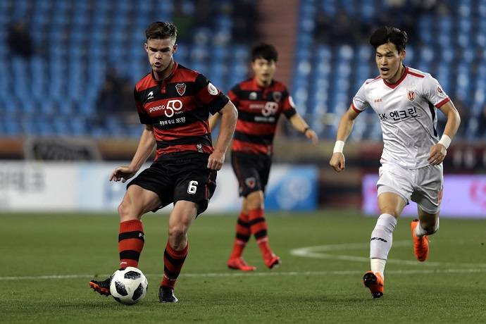 Nhận định, soi kèo Jeju SK vs Pohang Steelers, 17h30 ngày 18/7: Phong độ trái ngược