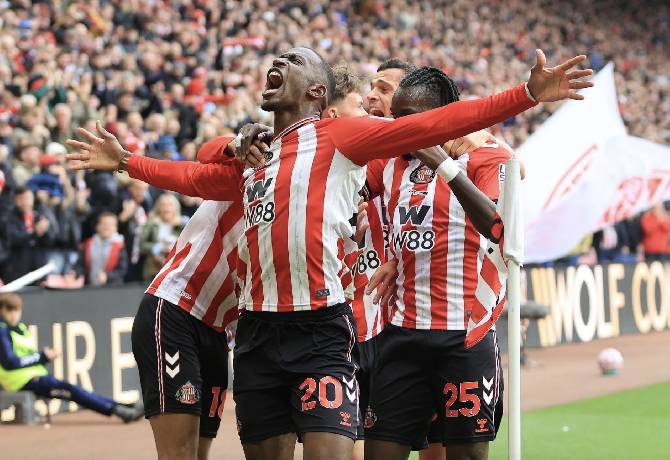 Nhận định, soi kèo Lech Poznan vs Sunderland, 23h45 ngày 22/10: Không hề ngon ăn