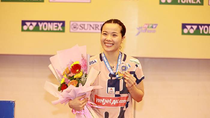Link xem trực tiếp cầu lông Indonesia Masters 2026 tứ kết Nguyễn Thùy Linh vs Pitchamon Opatniputh
