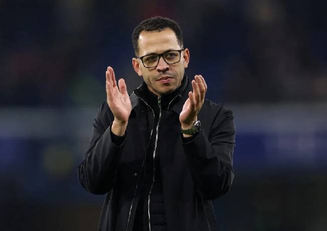 Chelsea ‘nội chiến’ trước khi sa thải HLV Liam Rosenior