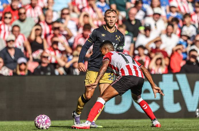 Soi kèo góc West Ham vs Sunderland, 19h30 ngày 24/01