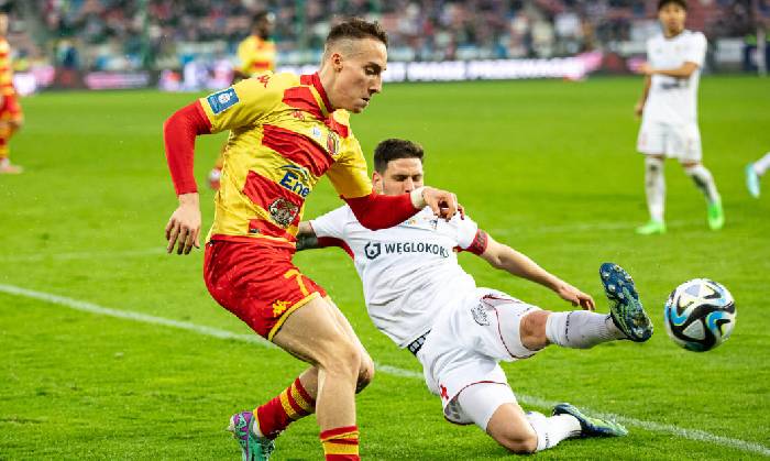 Nhận định, soi kèo Jagiellonia Bialystok vs Gornik Zabrze, 01h30 ngày 25/4: Trận đấu của mùa giải