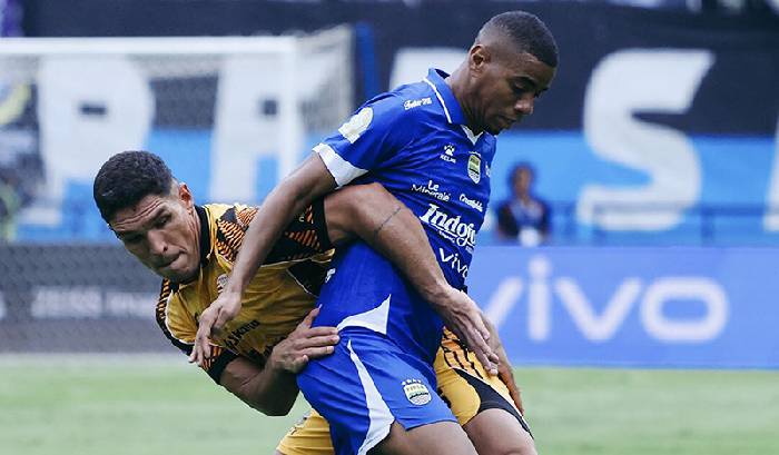 Nhận định, soi kèo Persib Bandung vs PSBS Biak, 19h00 ngày 25/1: Lại lên đỉnh