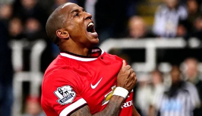Ashley Young giải nghệ ở tuổi 41