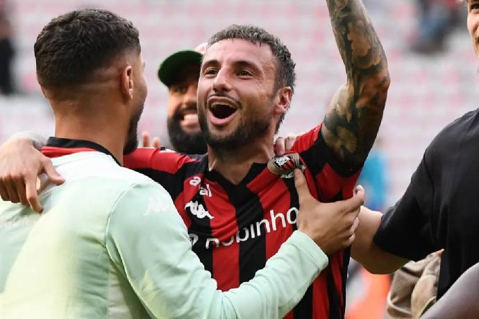 Soi kèo góc Nice vs Rennes, 01h00 ngày 31/10