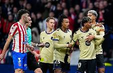 HLV Simeone chế giễu Lamine Yamal trong trận thảm bại của Barcelona